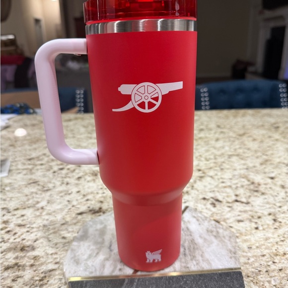 Stanley 1913 x Arsenal Limited Edition Collab - Picture 2 of 3